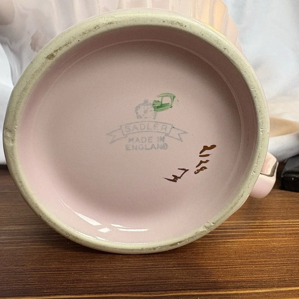 Sadler beautiful teapot